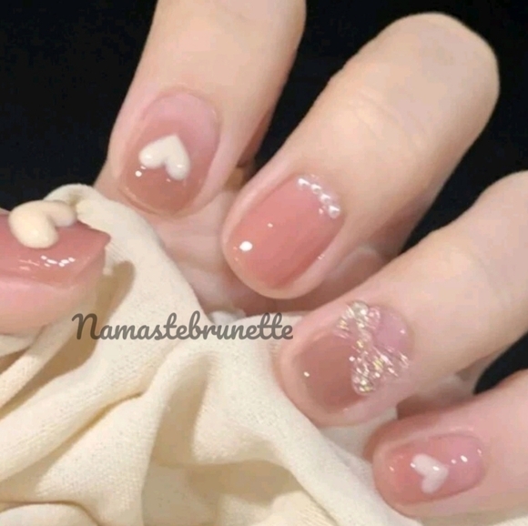 2/$16 24pcs Heart Bows Pearls Press On Nails - Picture 4 of 17
